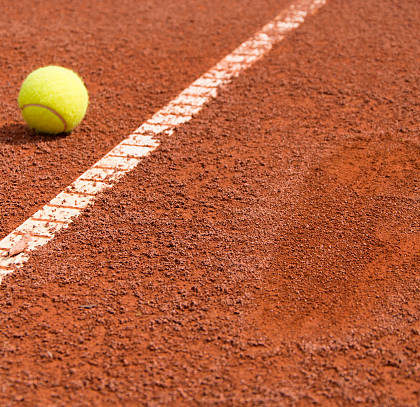 Construction d'un terrain de tennis à Nice