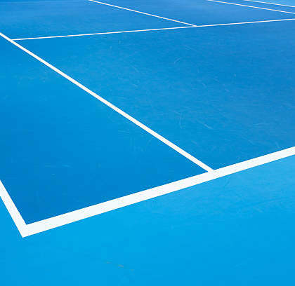 Construction d'un terrain de tennis à Nice