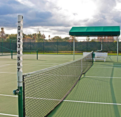 Construction d'un court de tennis à Nice