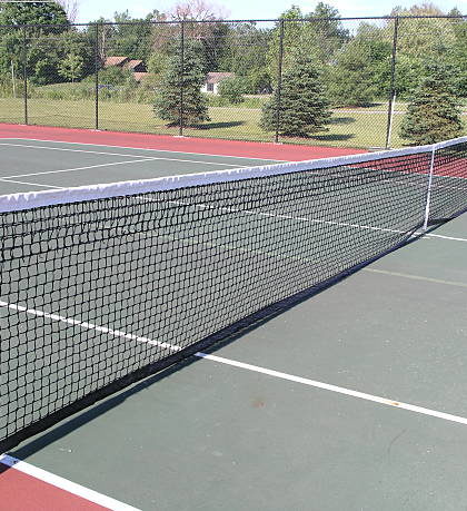 Construction d'un court de tennis à Nice